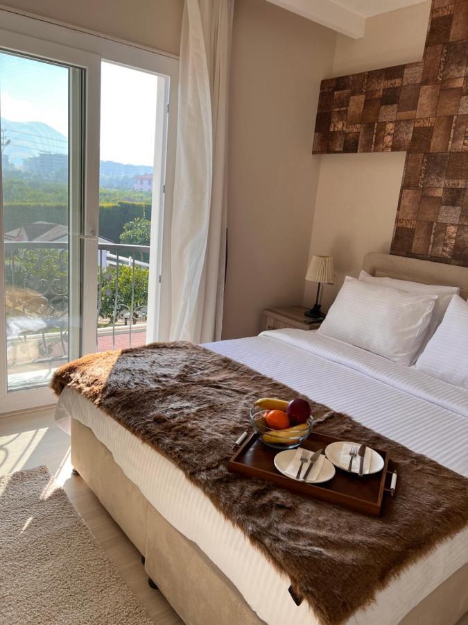 B. Equine Range Hotel Narlidere Dış mekan fotoğraf