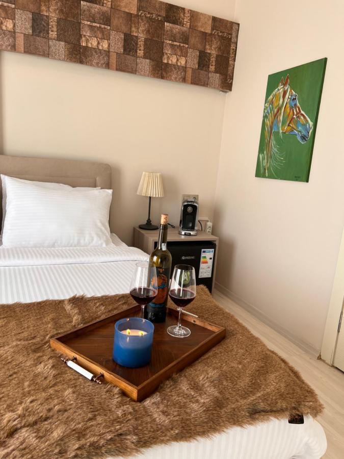 B. Equine Range Hotel Narlidere Dış mekan fotoğraf