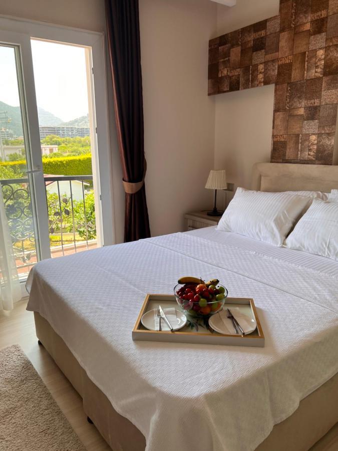 B. Equine Range Hotel Narlidere Dış mekan fotoğraf